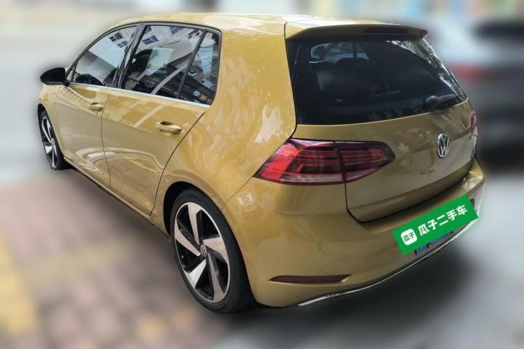 Used Volkswagen Golf 2018 230TSI Automatic Comfort Model Rear Left 45 Deg