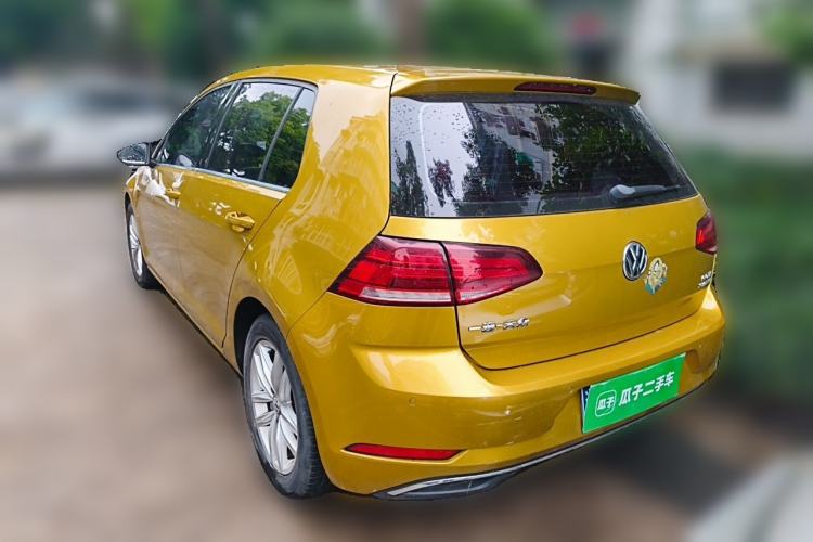 Used Volkswagen Golf 2018 230TSI Automatic Comfort Model Rear Left 45 Deg