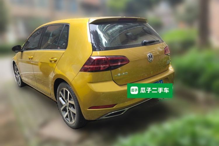Used Volkswagen Golf 2018 230TSI Automatic Luxury Version Rear Left 45 Deg