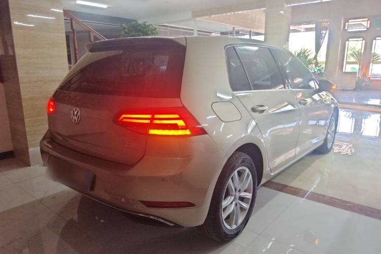 Used Volkswagen Golf 2018 1.6L Automatic Comfort Model Rear Right 45 Deg