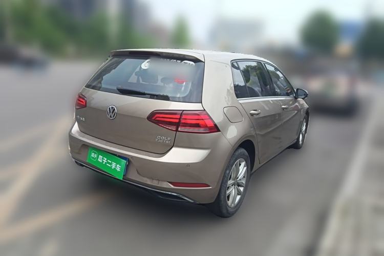Used Volkswagen Golf 2018 230TSI Automatic Comfort Model Rear Right 45 Deg