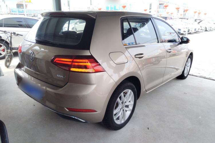 Used Volkswagen Golf 2018 1.6L Automatic Comfort Model Rear Right 45 Deg