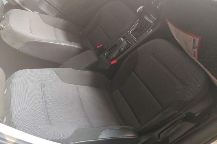 Used Volkswagen Golf 2018 230TSI Automatic Comfort Model Right Front Seat