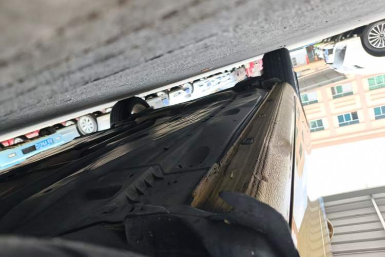 Used Volkswagen Golf 2018 1.6L Automatic Comfort Model Right Side Sill