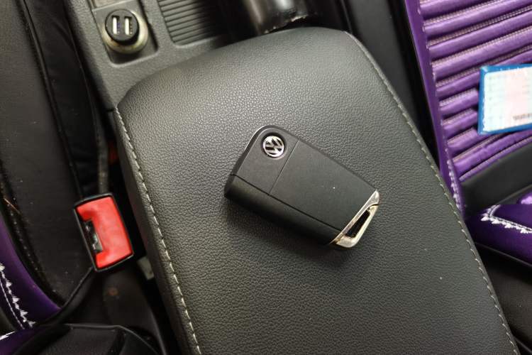 Used Volkswagen Golf 2018 230TSI Automatic Luxury Version Vehicle Key