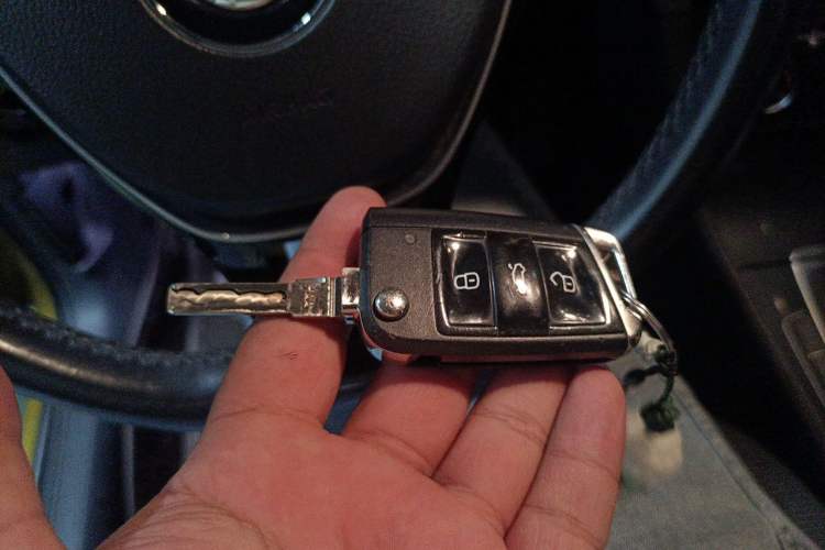 Used Volkswagen Golf 2018 180TSI Automatic Comfort Model Vehicle Key