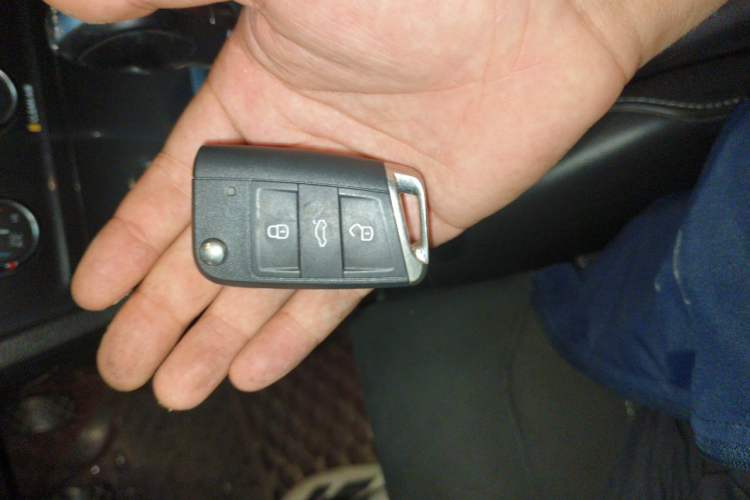 Used Volkswagen Golf 2018 230TSI Automatic Luxury Version Vehicle Key