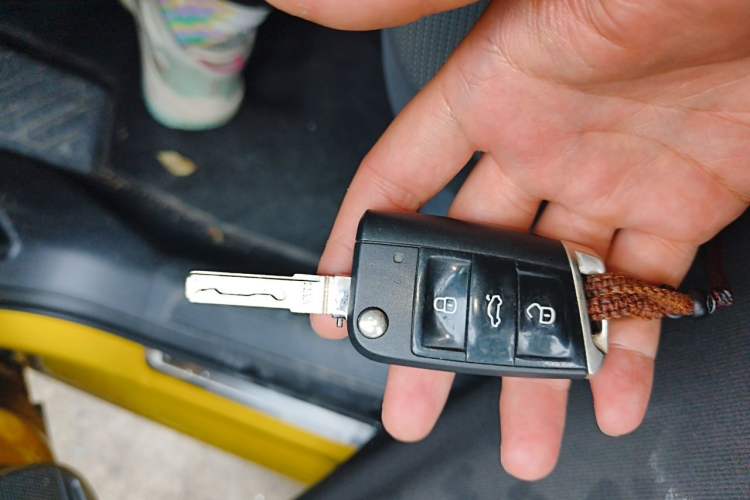 Used Volkswagen Golf 2018 230TSI Automatic Comfort Model Vehicle Key