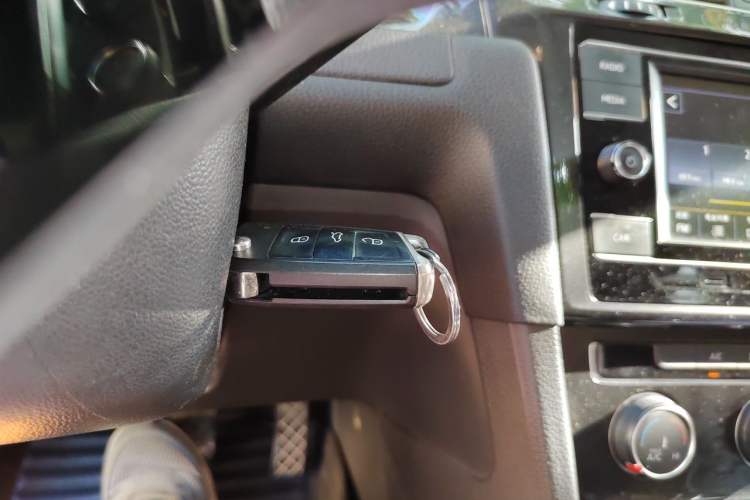 Used Volkswagen Golf 2018 230TSI Automatic Comfort Model Vehicle Key