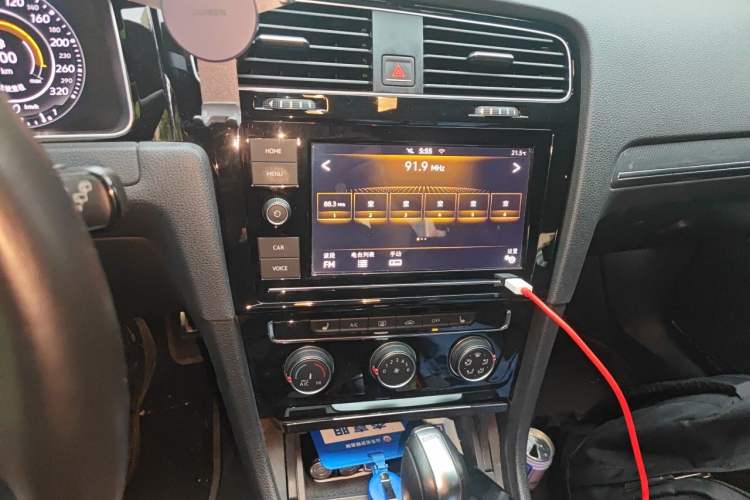 Used Volkswagen Golf 2019 280TSI DSG R-Line China VI Standard Audio And AC Panel