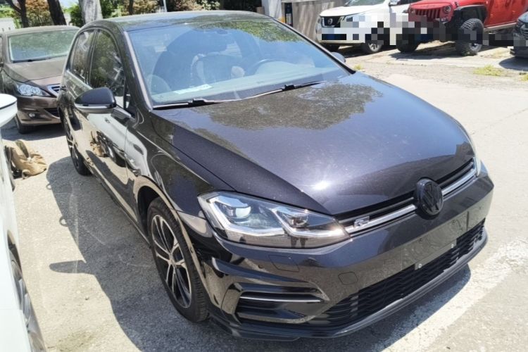 Used Volkswagen Golf 2019 280TSI DSG R-Line China VI Standard Front Right 45 Deg