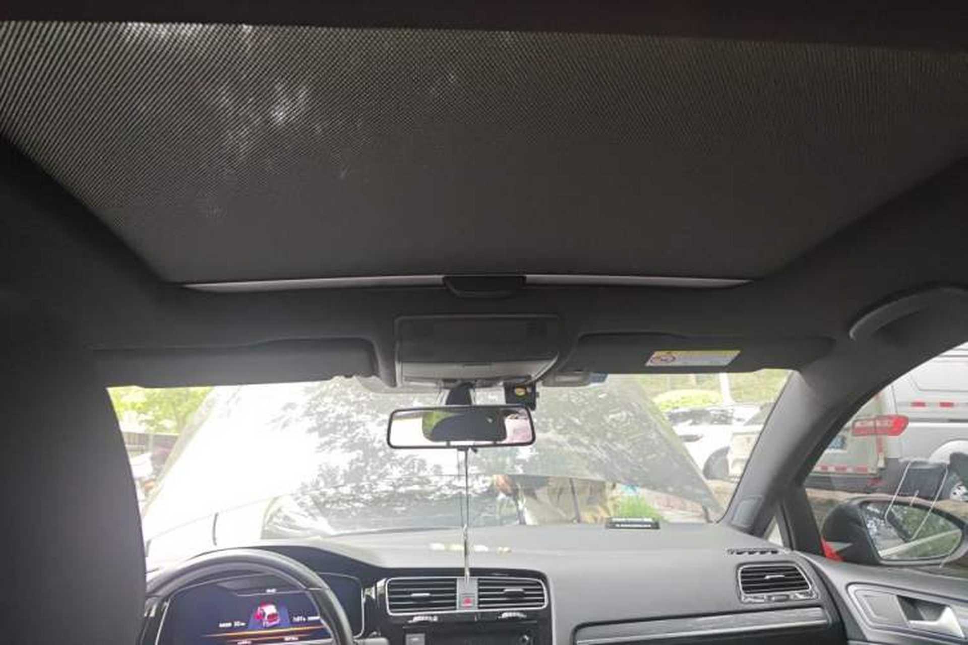 Used Volkswagen Golf 2019 280TSI DSG R-Line China VI Standard Headliner