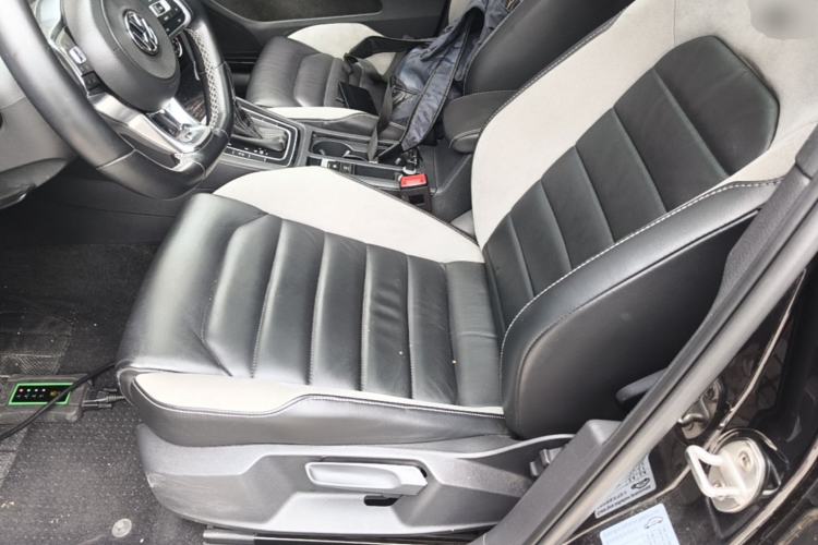 Used Volkswagen Golf 2019 280TSI DSG R-Line Model China V Standard Left Front Seat
