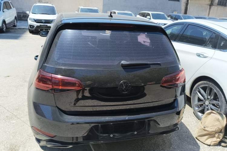 Used Volkswagen Golf 2019 280TSI DSG R-Line China VI Standard Rear