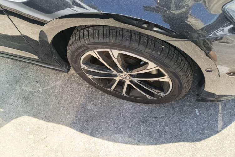 Used Volkswagen Golf 2019 280TSI DSG R-Line China VI Standard Right Front Wheel Hub