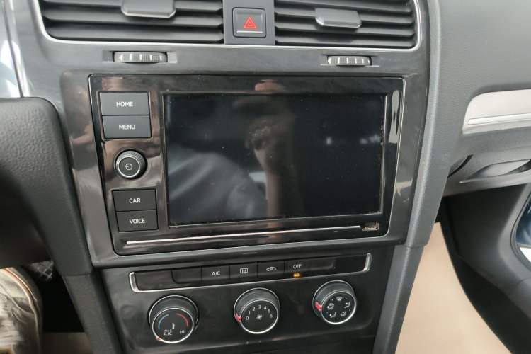 Used Volkswagen Golf 2019 280TSI DSG Comfort Version China V Standard Audio And AC Panel