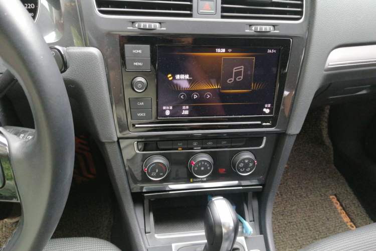 Used Volkswagen Golf 2019 280TSI DSG Comfort Version China VI Standard Audio And AC Panel
