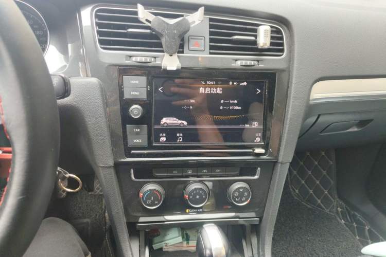 Used Volkswagen Golf 2019 280TSI DSG Comfort Version China V Standard Audio And AC Panel