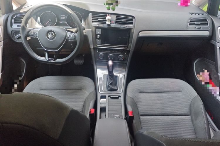Used Volkswagen Golf 2019 280TSI DSG Comfort Version China V Standard Center Console
