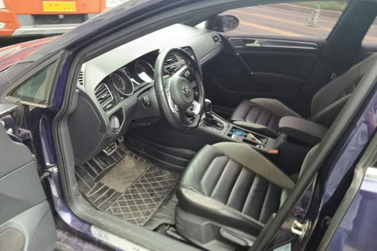 Used Volkswagen Golf 2019 280TSI DSG R-Line Model China V Standard Driver Seat