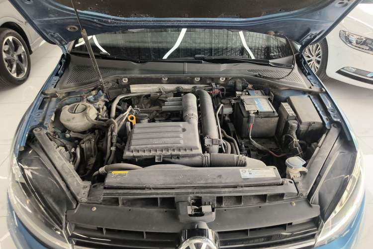 Used Volkswagen Golf 2019 280TSI DSG Comfort Version China V Standard Engine Bay