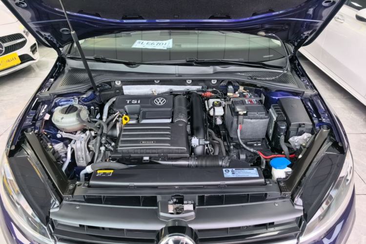 Used Volkswagen Golf 2019 280TSI DSG Comfort Version China V Standard Engine Bay