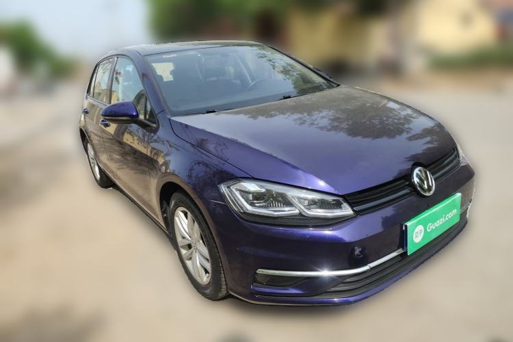Used Volkswagen Golf 2019 280TSI DSG Comfort Version China VI Standard Front Right 45 Deg