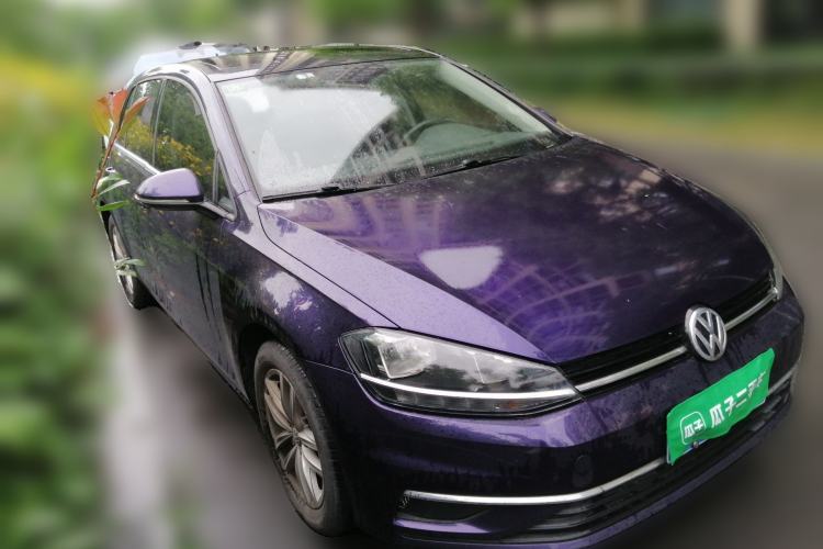 Used Volkswagen Golf 2019 280TSI DSG Comfort Version China VI Standard Front Right 45 Deg