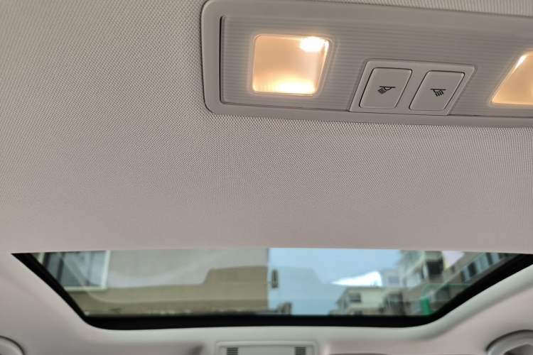 Used Volkswagen Golf 2019 280TSI DSG Comfort Version China VI Standard Headliner