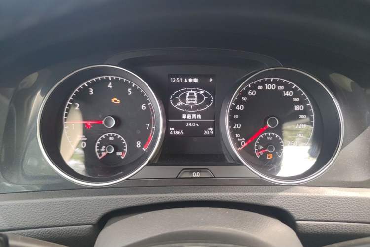 Used Volkswagen Golf 2019 200TSI DSG Comfort & Ambition Edition China VI Standard Instrument Cluster