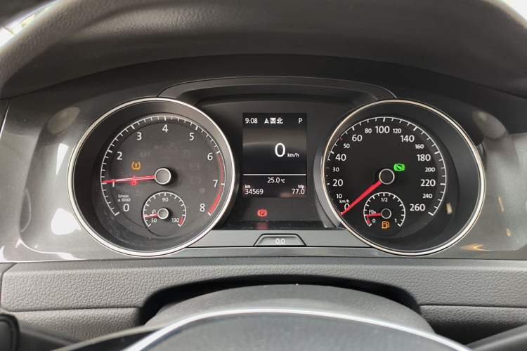Used Volkswagen Golf 2019 280TSI DSG Comfort Version China VI Standard Instrument Cluster