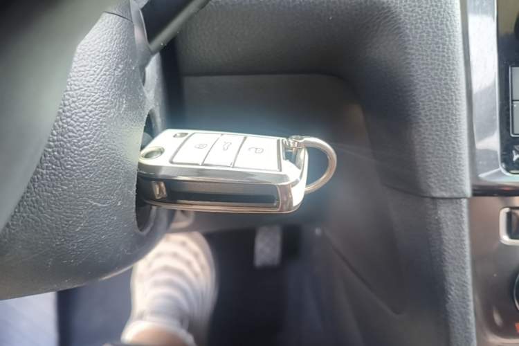 Used Volkswagen Golf 2019 200TSI DSG Comfort & Ambition Edition China VI Standard Interior 1