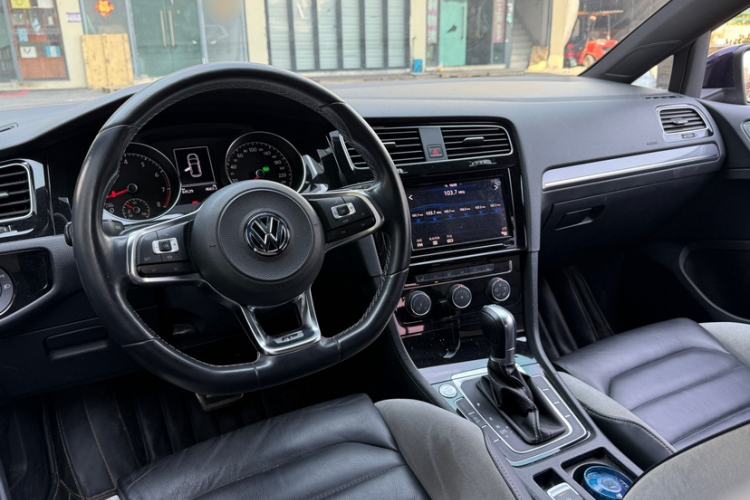 Used Volkswagen Golf 2019 280TSI DSG R-Line Model China V Standard Interior 2