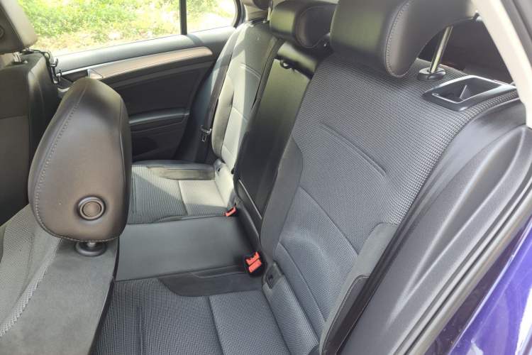 Used Volkswagen Golf 2019 280TSI DSG Comfort Version China VI Standard Left Rear Seat