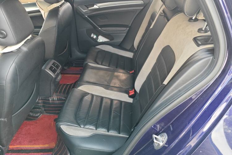 Used Volkswagen Golf 2019 280TSI DSG R-Line China VI Standard Left Rear Seat