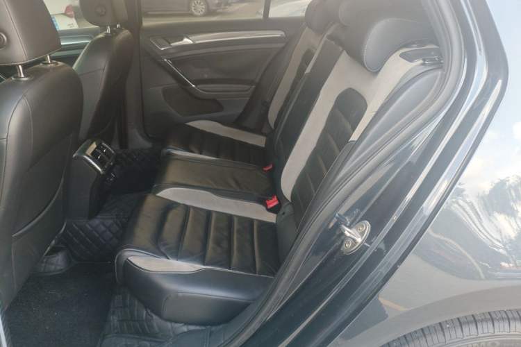 Used Volkswagen Golf 2019 280TSI DSG R-Line China VI Standard Left Rear Seat