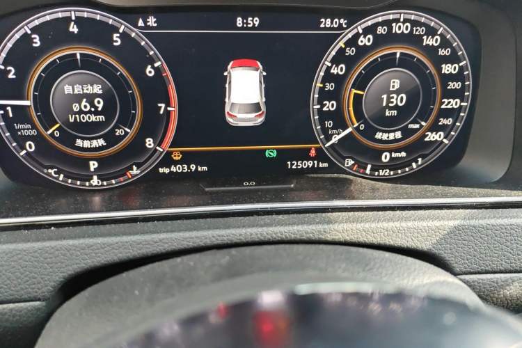 Used Volkswagen Golf 2019 280TSI DSG R-Line China VI Standard Odometer Close Up