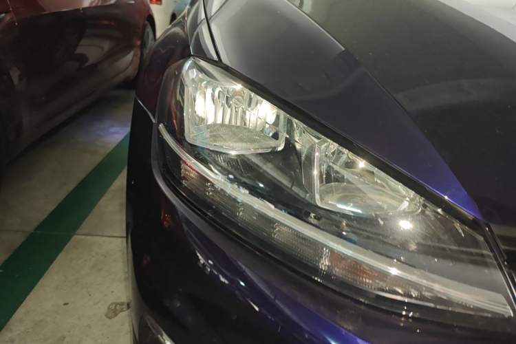 Used Volkswagen Golf 2019 280TSI DSG Comfort Version China V Standard Right Front Headlight
