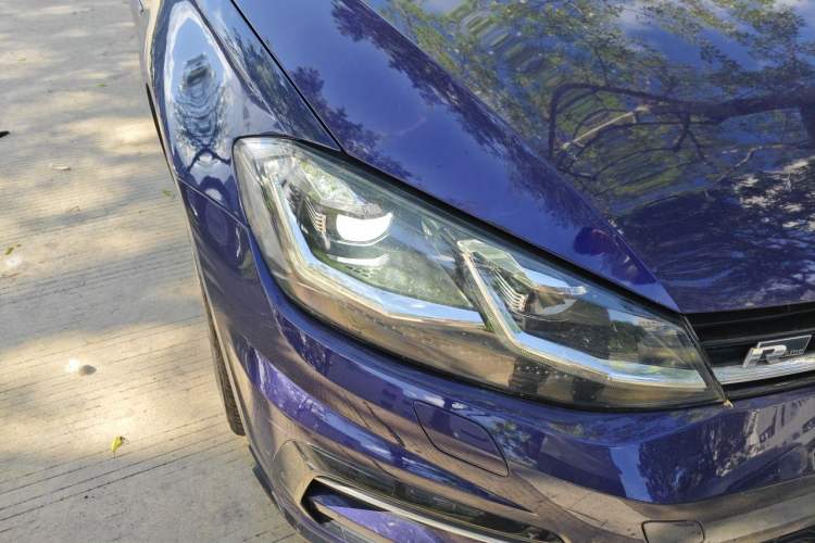 Used Volkswagen Golf 2019 280TSI DSG R-Line China VI Standard Right Front Headlight