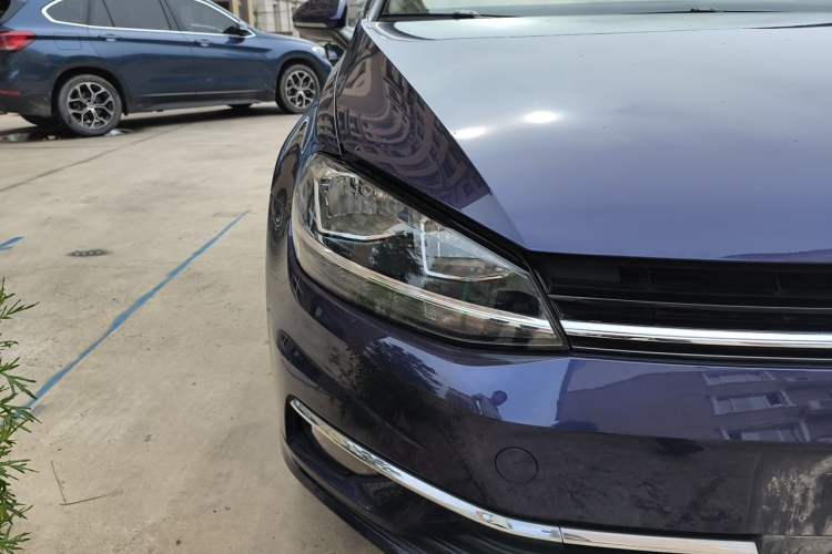 Used Volkswagen Golf 2019 280TSI DSG Comfort Version China VI Standard Right Front Headlight