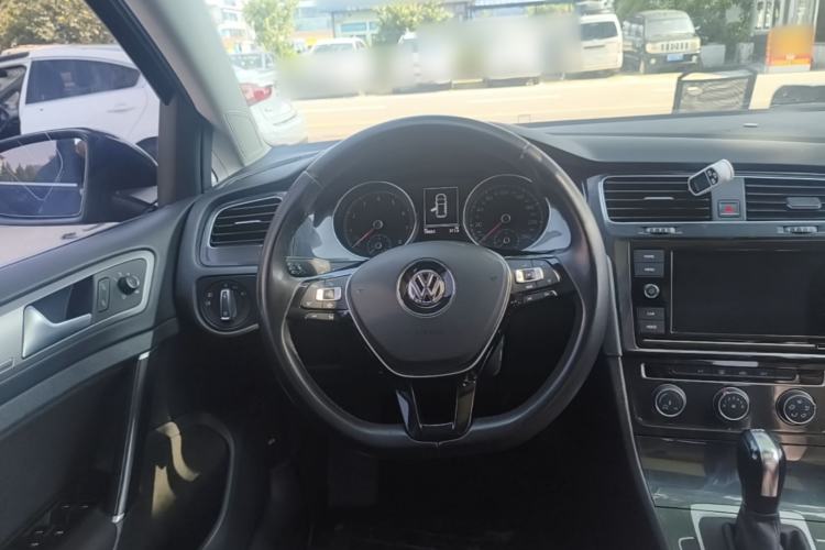 Used Volkswagen Golf 2019 200TSI DSG Comfort & Ambition Edition China VI Standard Steering Wheel