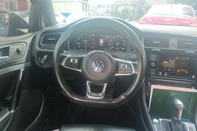 Used Volkswagen Golf 2019 280TSI DSG R-Line China VI Standard Steering Wheel