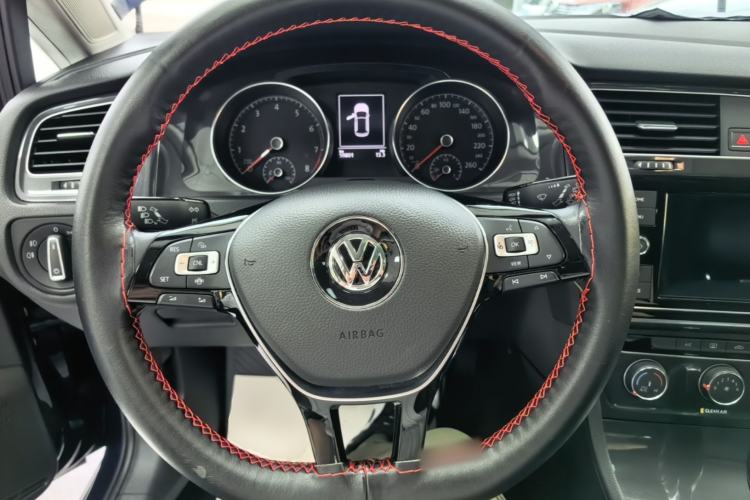 Used Volkswagen Golf 2019 280TSI DSG Comfort Version China V Standard Steering Wheel