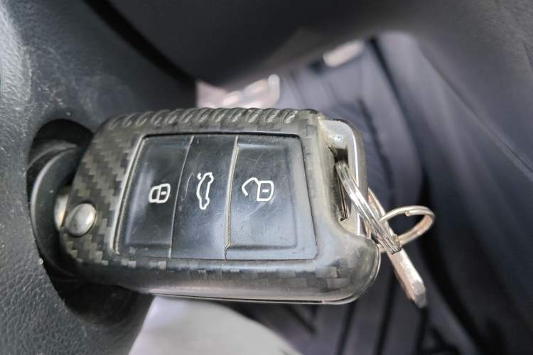 Used Volkswagen Golf 2019 280TSI DSG Comfort Version China VI Standard Vehicle Key