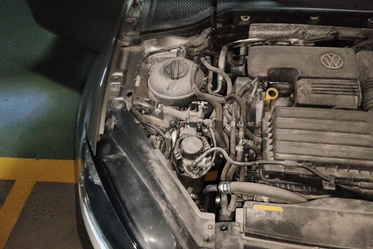 Used Volkswagen Golf 2019 280TSI DSG Comfort Version China VI Standard Engine Bay Right