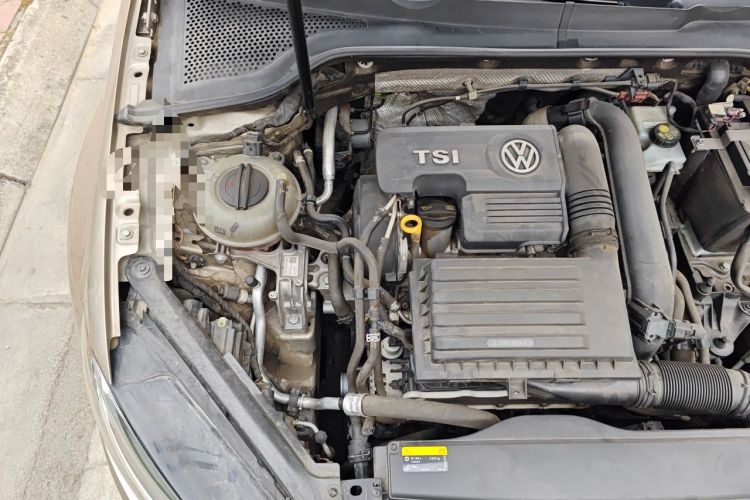 Used Volkswagen Golf 2019 280TSI DSG Luxury Version China V Standard Engine Bay Right