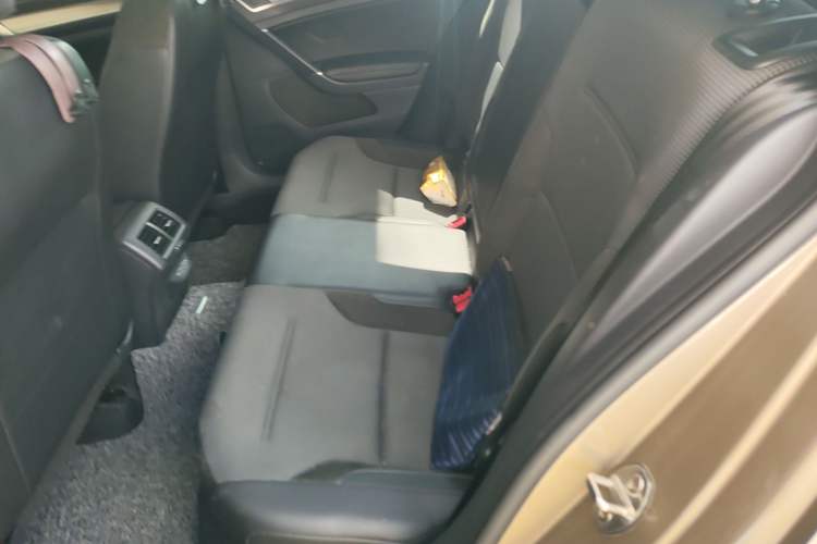 Used Volkswagen Golf 2019 280TSI DSG Comfort Version China VI Standard Left Rear Seat