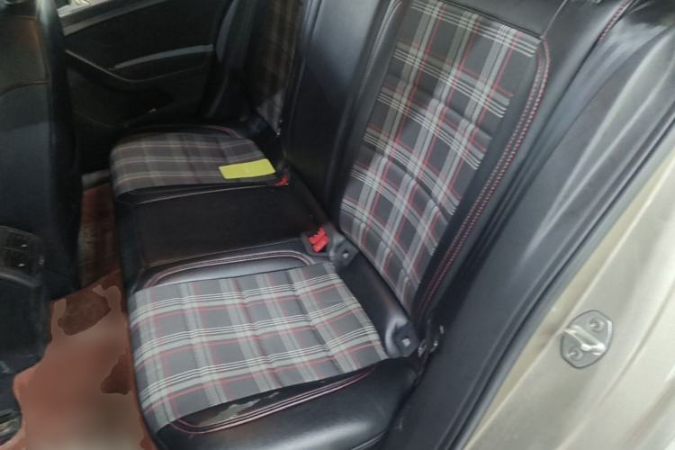 Used Volkswagen Golf 2019 1.6L Automatic Fashion Model China V Standard Left Rear Seat