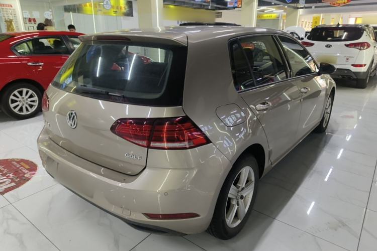 Used Volkswagen Golf 2019 1.6L Automatic Fashion Model China V Standard Rear Right 45 Deg