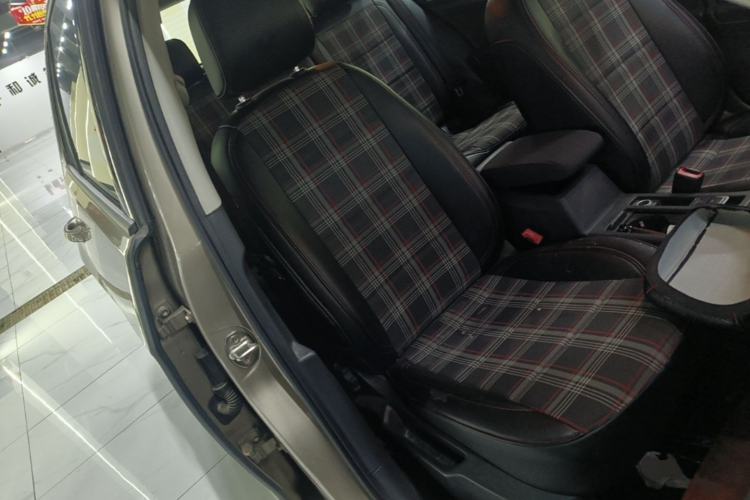 Used Volkswagen Golf 2019 1.6L Automatic Fashion Model China V Standard Right Front Seat